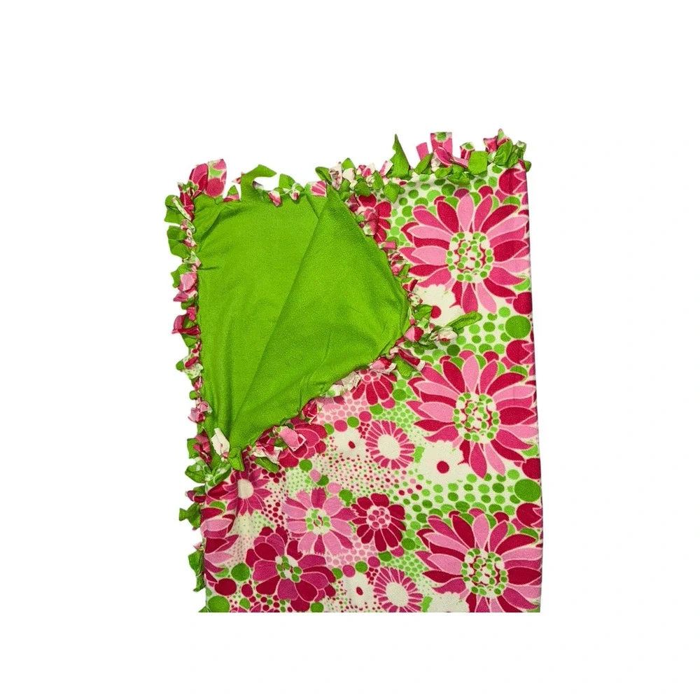 Handmade No-Sew Fleece Throw Blanket Pink Green Flower Print Lilly Style Soft